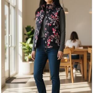 Ann Taylor Loft Women’s Puffer Vest – Rose Print – Size Large